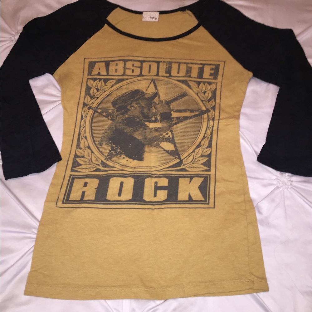 Quarter sleeve Top